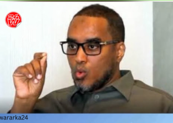 Fahad Yaasiin oo cambaareeyay dhimista lacagaha qoysaska askarta dhimatay