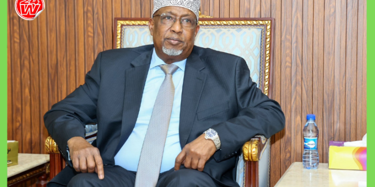 Baaq wada-hadal oo kayimid Adan Madoobe iyo wafdi gaaray Baydhabo