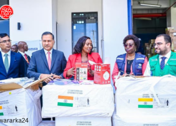 Hindiya oo Kenya Gaarsiisay 11 Tan oo Agab Caafimaad ah